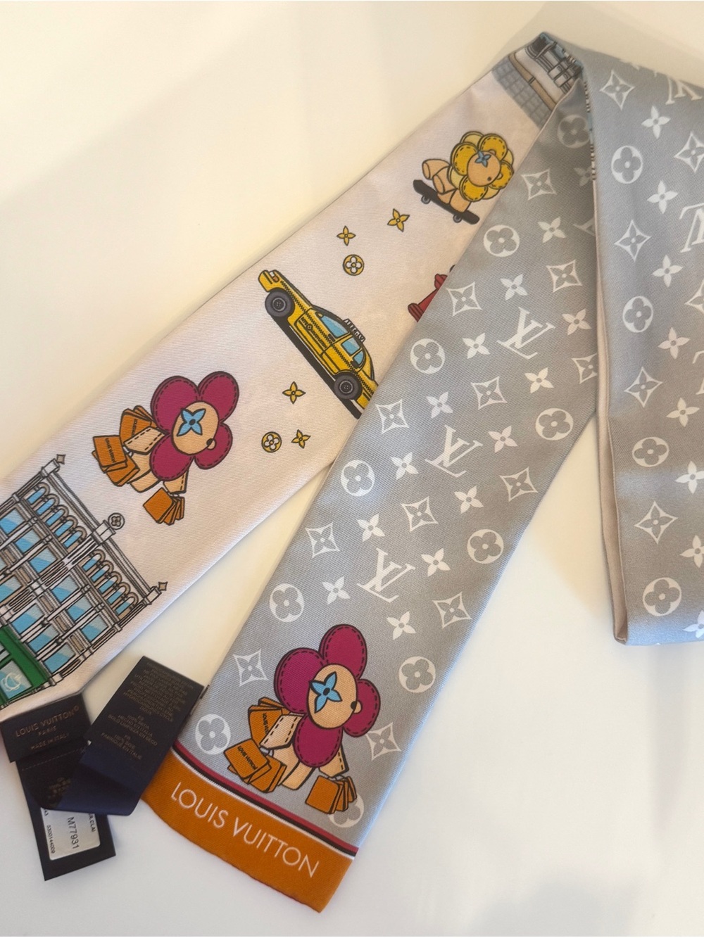 New Louis Vuitton Vivienne Holiday Bandeau w/Tag NYC / New York 2022 Holiday